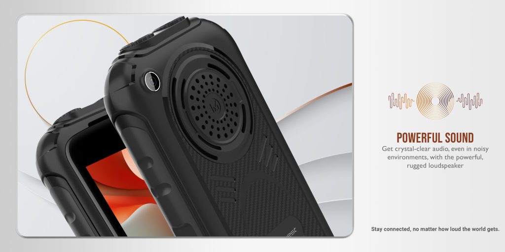Close-up of the Maxwest Ranger 4G rear speaker