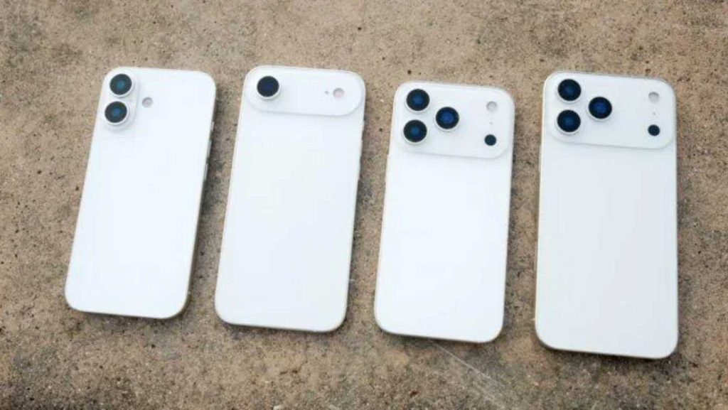 Plusieurs modèles d’iPhone posés côte à côte