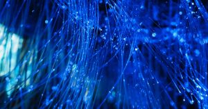 Fibre optique bleue illustrant le prix de la fibre au Canada